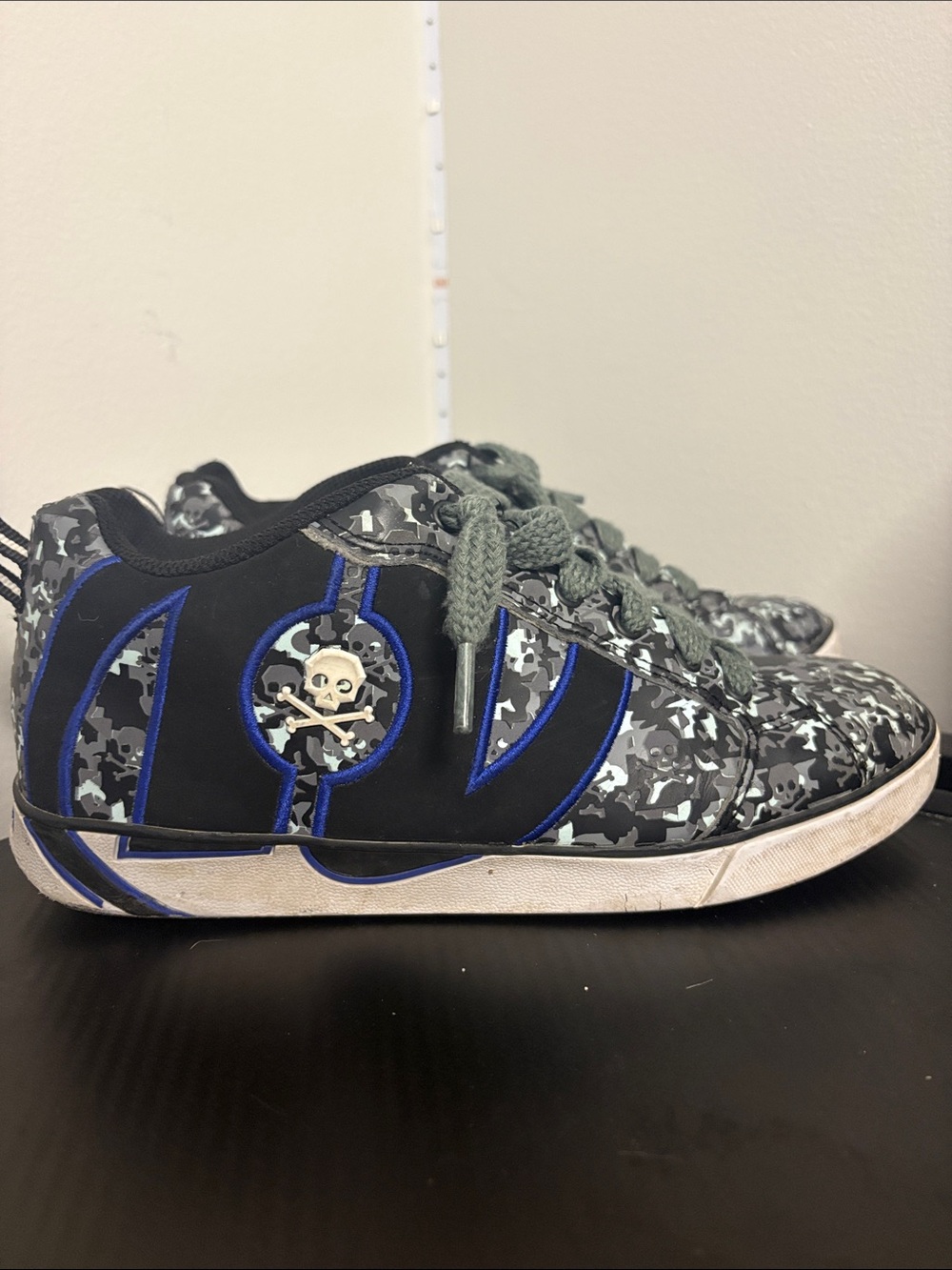 Heelys Kids Skull Camo Sneakers - Black/Blue